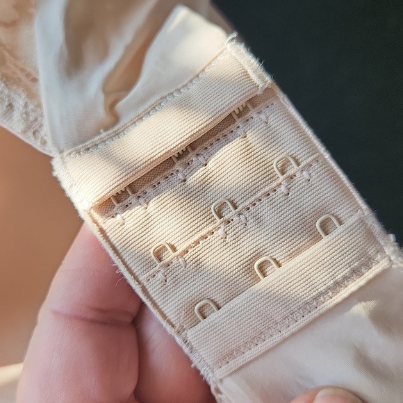 Maidenform t-shirt bra ☆ 42B ☆ NWT ☆ convertible straps ☆ smartzone cups ☆ Beige - Picture 11 of 11